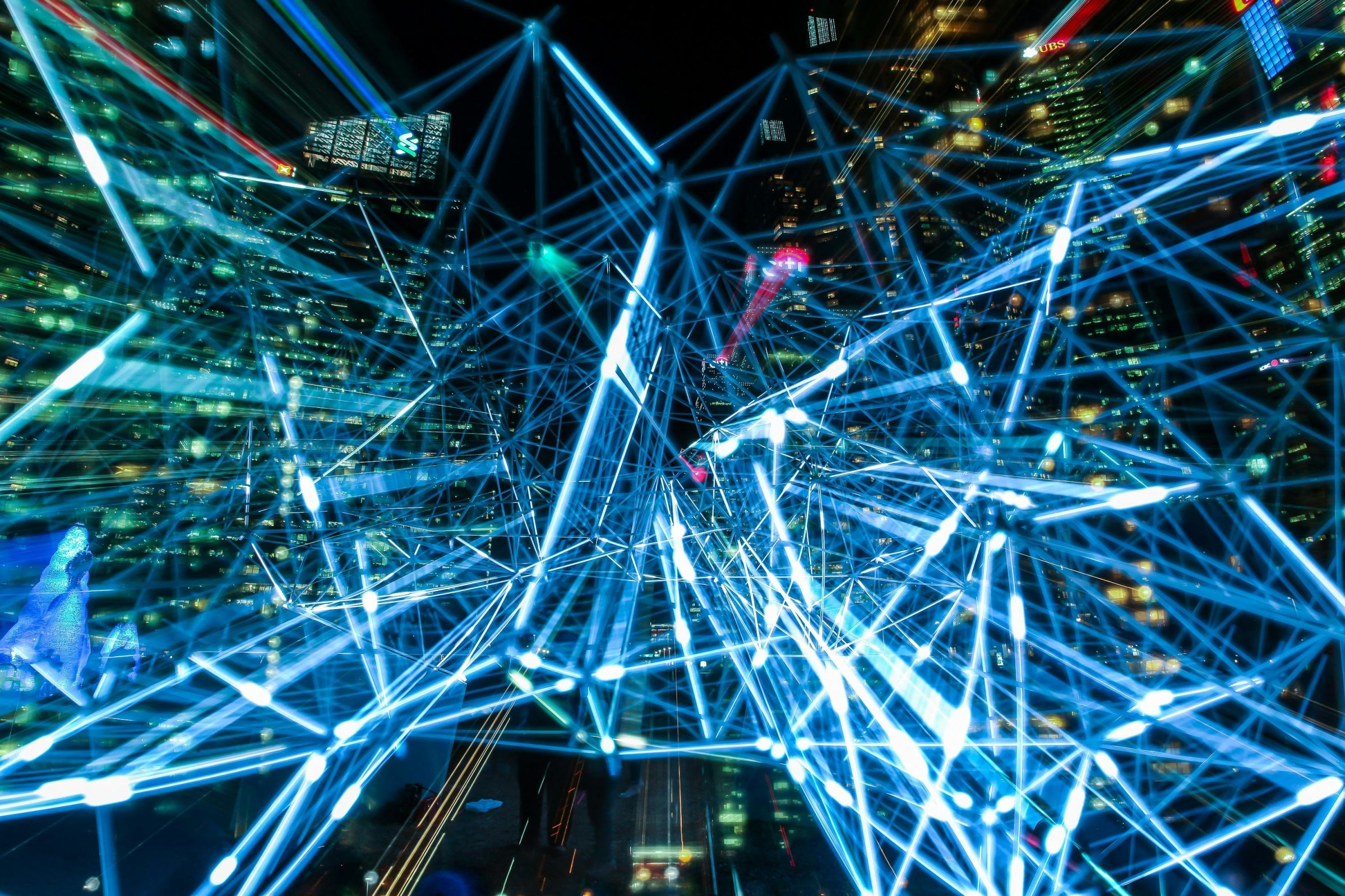 Sistema de Contención y Control de Entornos Digitales